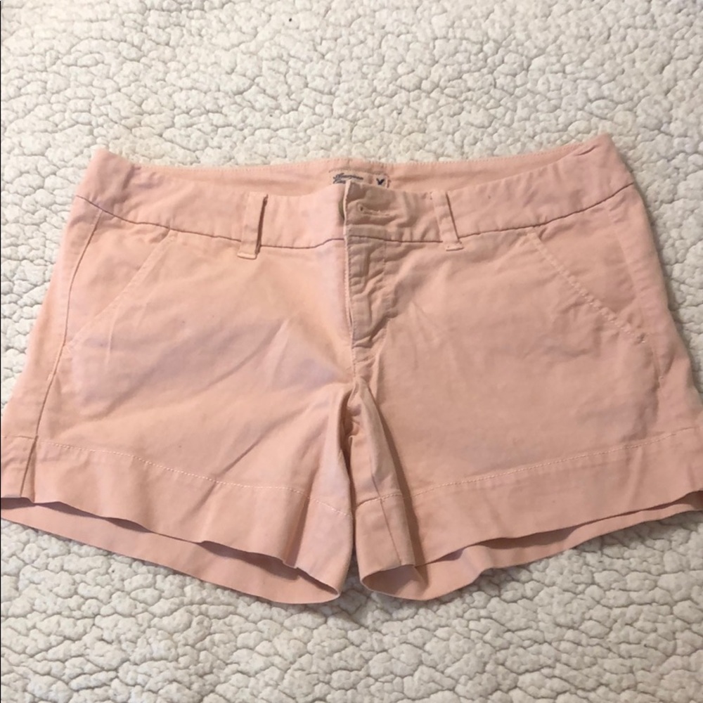 Like new! Pale pink AE shorts